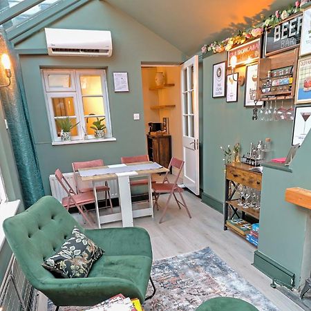 Bay Tree Cottage, Sleeps 7 Close To The Marina 伯纳姆克劳奇 外观 照片